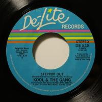 Kool & The Gang - Steppin\' Out (7")