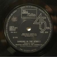 The Vandellas - Dancing In The Street (7")