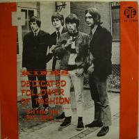 The Kinks - Dedicated Follower Of Fashion (7")